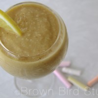 Smoothie with Guava, Pineapple and Coconut